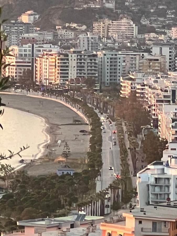 Sea View *
